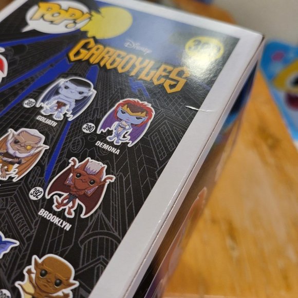 Disney Gargoyles Demona Hot Topic Exclusive Funko Pop - Picture 8 of 10